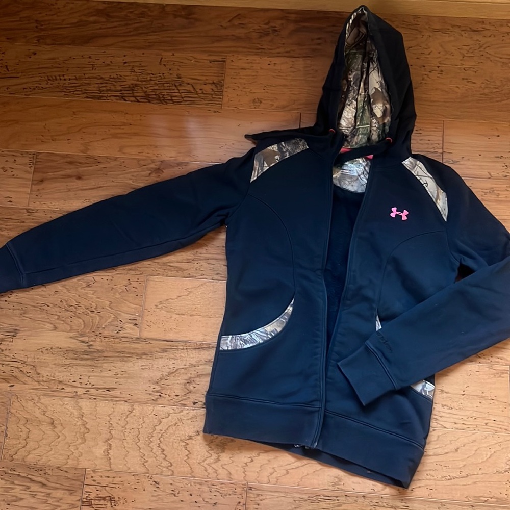 Women’s UA Hunt hoodie